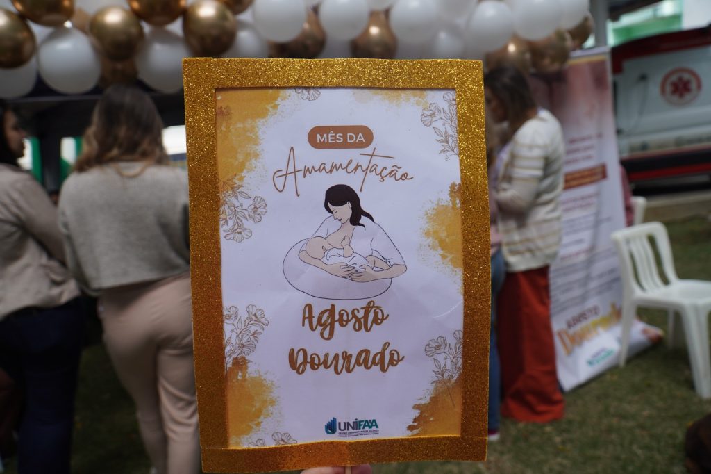 Agosto Dourado: Maternidade Escola de Valença realiza ação para conscientizar sobre a importância do aleitamento humano